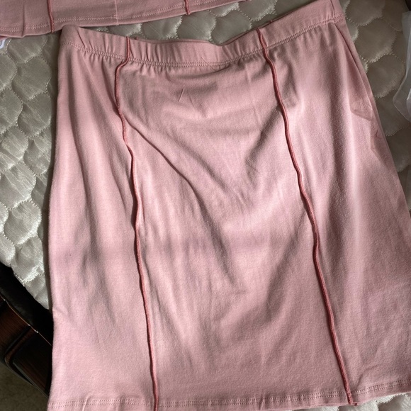 2 Piece Pink Overstitching Matching Skirt Set NWT - Picture 2 of 4